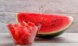 小梨花吃瓜,揭秘娱乐圈幕后故事