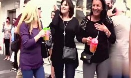 恶搞路人吃瓜群众,笑料百出！