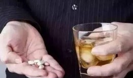 减压吃瓜喝酒视频,跟着吃瓜喝酒视频畅享生活乐趣