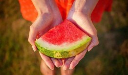 吃瓜看透世界,揭秘娱乐圈背后的真相