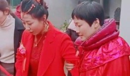 哥们像个吃瓜群众,揭秘娱乐圈幕后风云