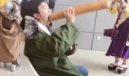 cosplay漫展吃瓜,cosplay美食大比拼，吃瓜群众围观狂欢现场