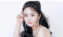杨幂变吃瓜,娱乐圈风云再起，明星动向成焦点
