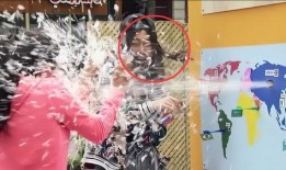 恶搞路人吃瓜群众,笑料百出！