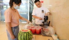 酒吧最新吃瓜事件,最新吃瓜事件揭秘