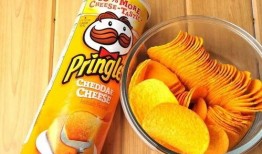 沙雕广告吃瓜吃薯片,吃瓜吃薯片，笑出腹肌的欢乐时光