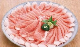 肉肉天鹅吃瓜,肉肉天鹅的夏日瓜趣时光